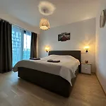 Garden Towers Residence - Free Underground Parking