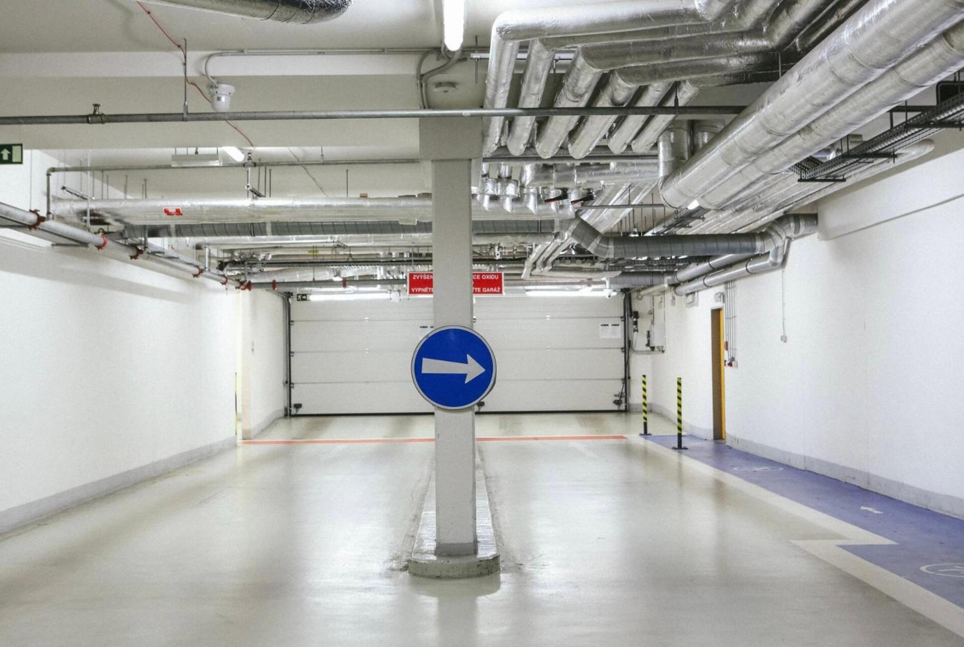 Garden Towers - Free Underground Parking *